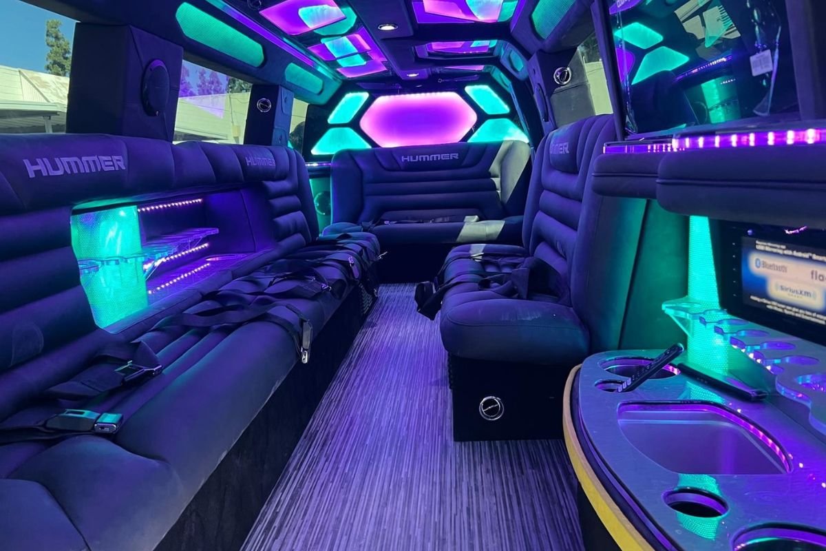 Hummer Stretch Limo inside 01