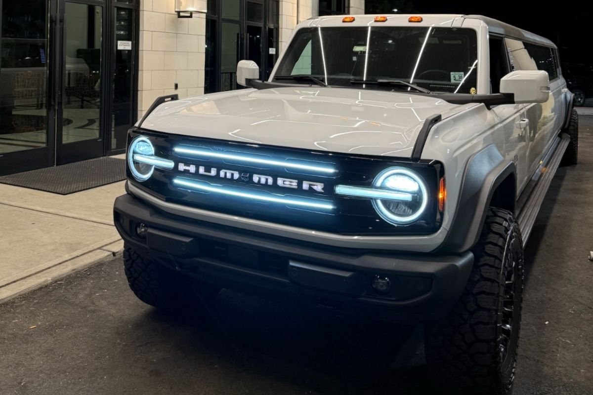 Hummer Stretch Limo